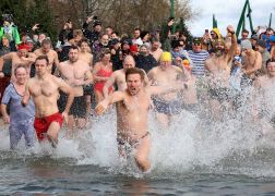 Neujahrsschwimmen 2024 In Jena 03